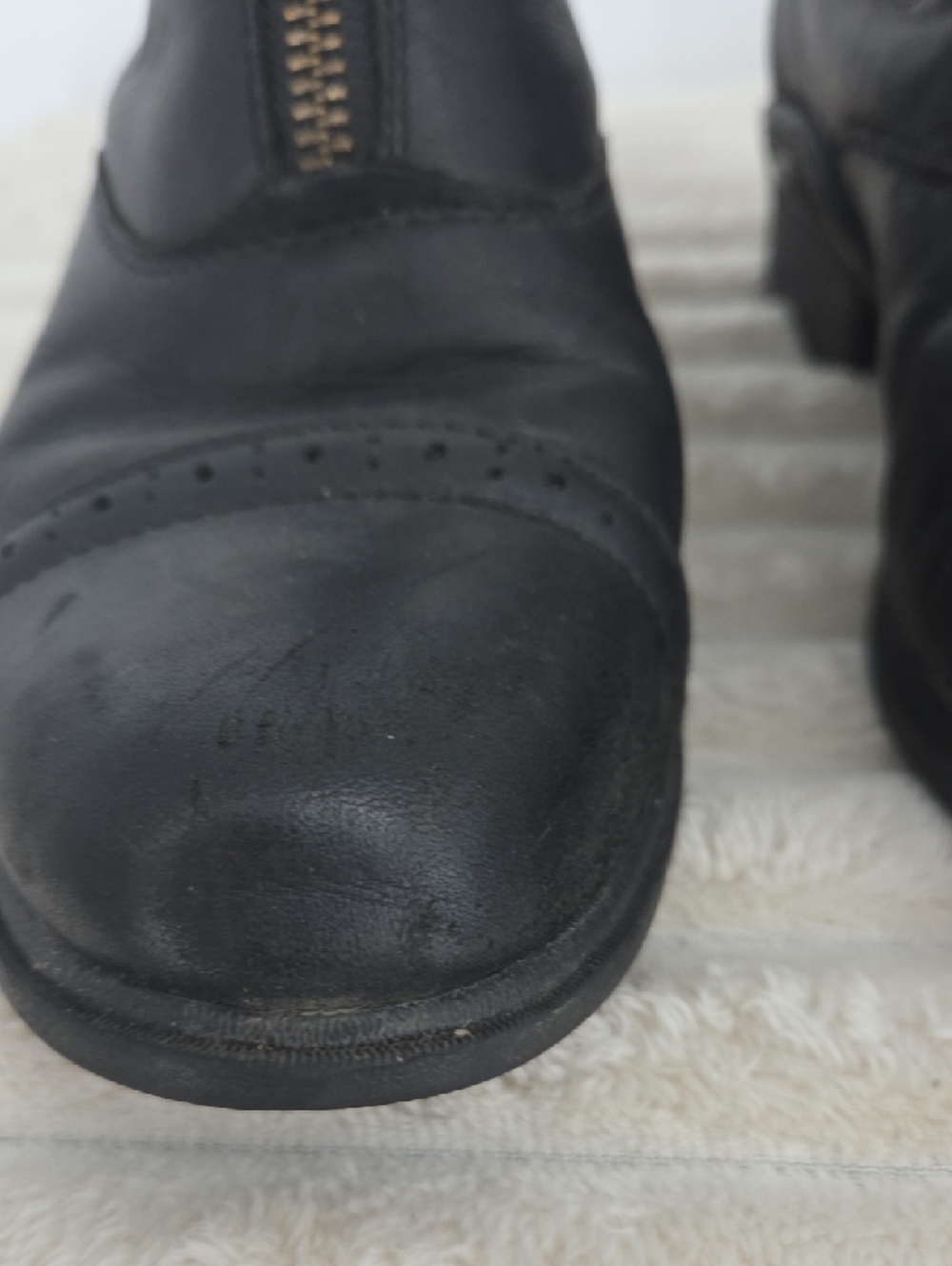 Ariat SOLD - Picture 6 of 13